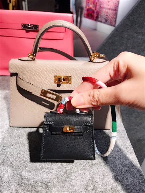 charm your hermes kelly bag